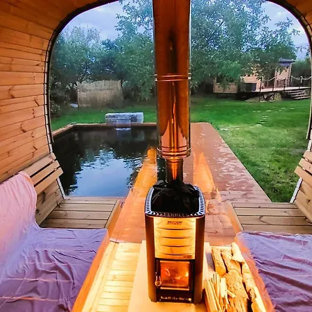 Glamping Tri Orisky Na Vysocine * Lesonice (Trebic)