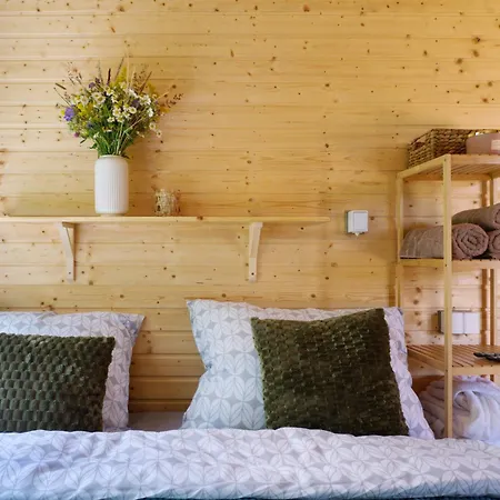 Apartment Glamping Tri Orisky Na Vysocine Lesonice (Trebic)