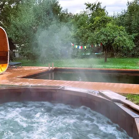Glamping Tri Orisky Na Vysocine Lejlighed
