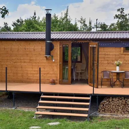 Apartment Glamping Tri Orisky Na Vysocine