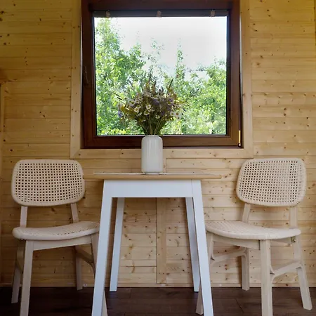 Glamping Tři Oříšky Na Vysočině Lesonice (Trebic)