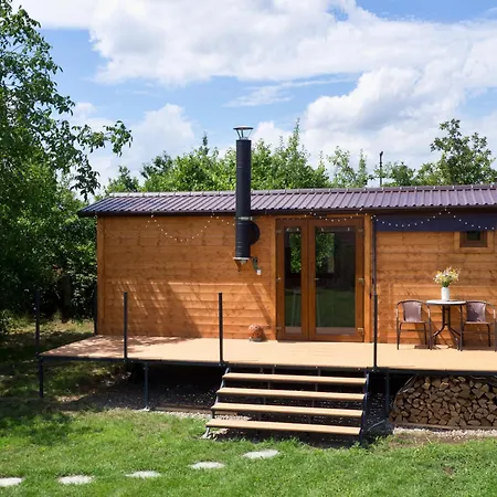 Apartment Glamping Tri Orisky Na Vysocine Lesonice (Trebic)