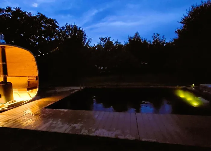 شقة Glamping Tri Orisky Na Vysocine Lesonice (Trebic)